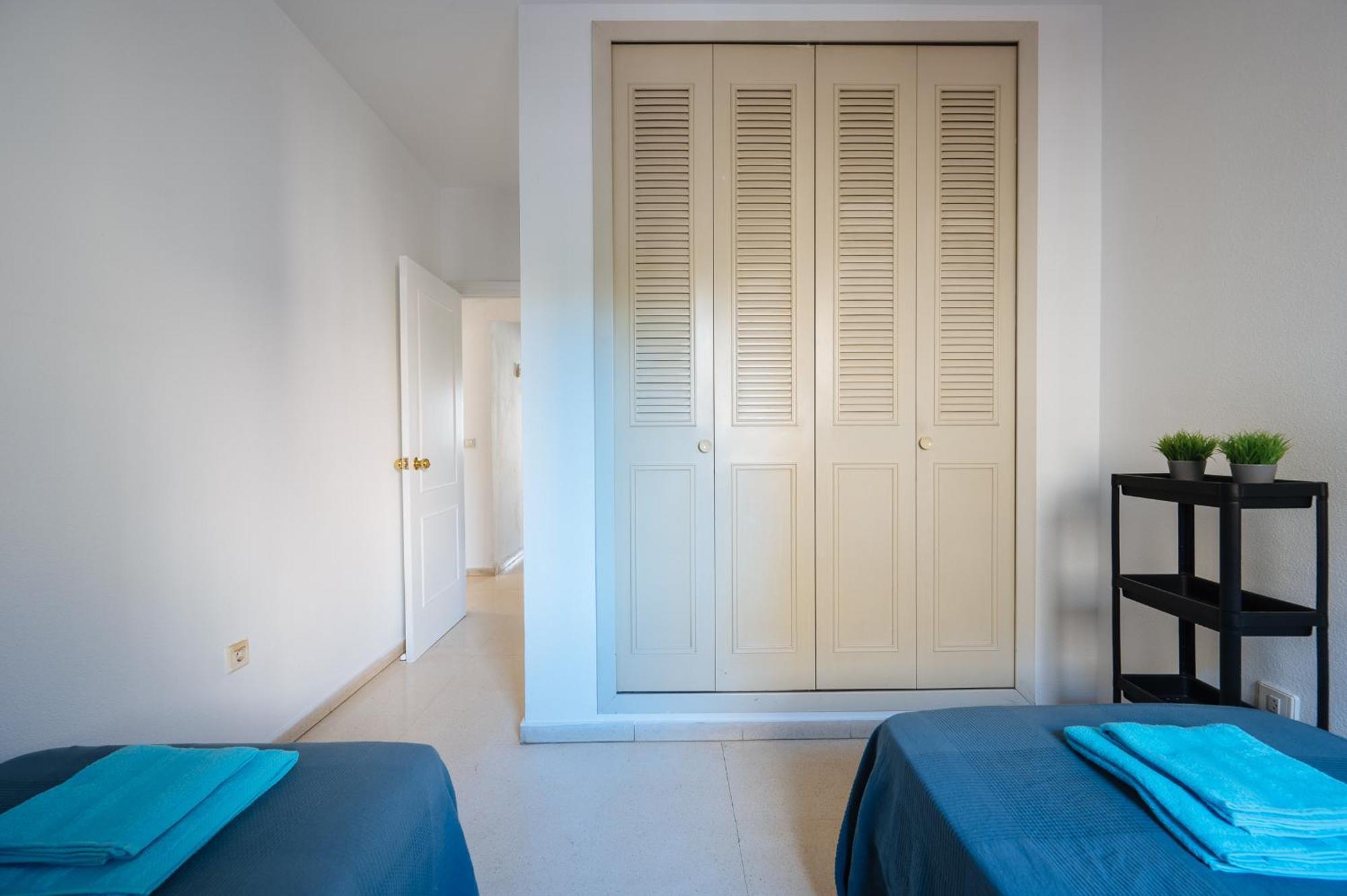 Piso Familiar Virgen Del Rocio Appartement Séville